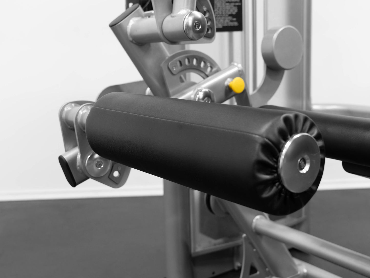 Isolation Series GR639- Leg Curl/Extension- Functional Selectorized Machine